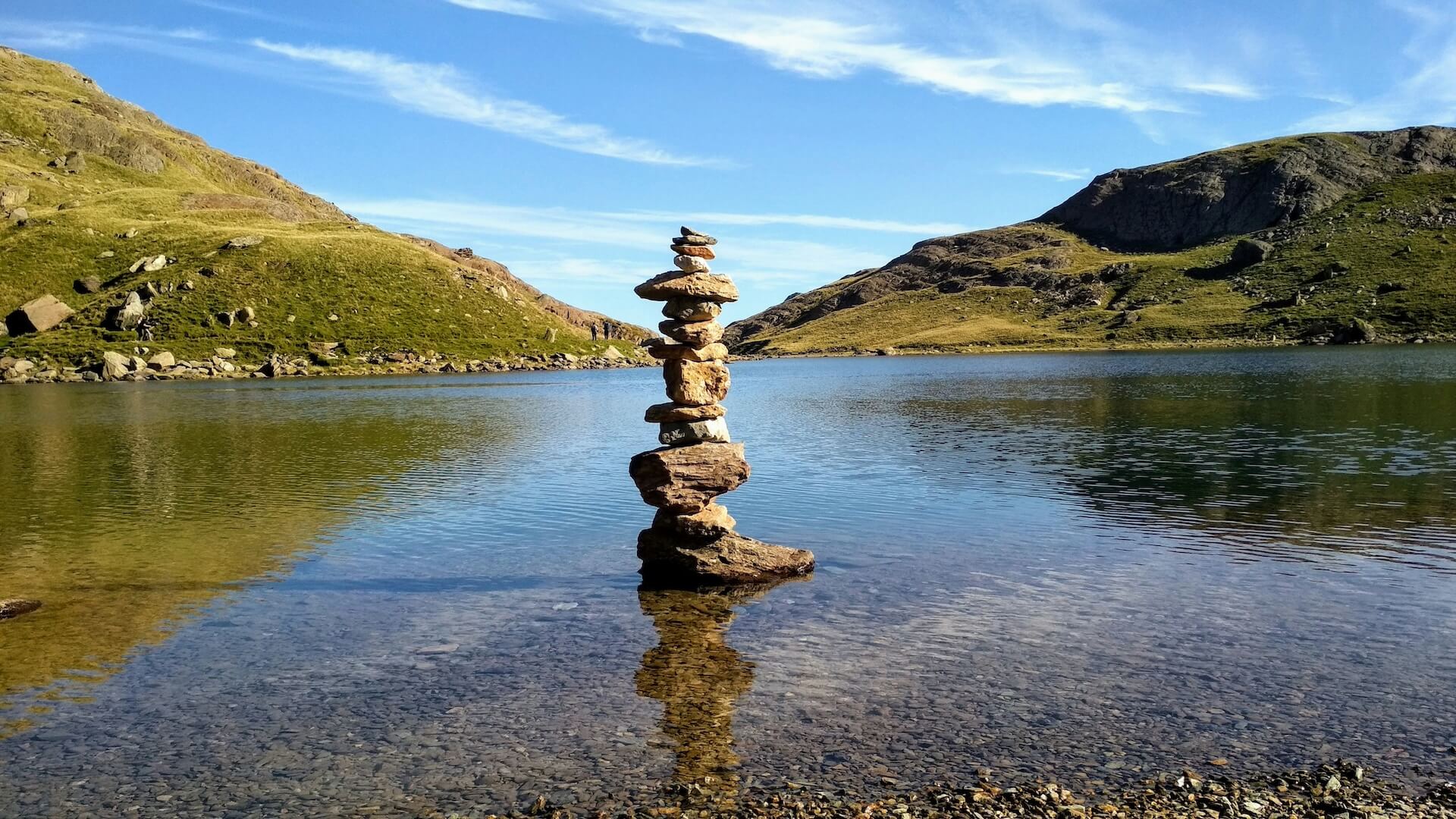 Image of mount Snowden for three peaks challenge